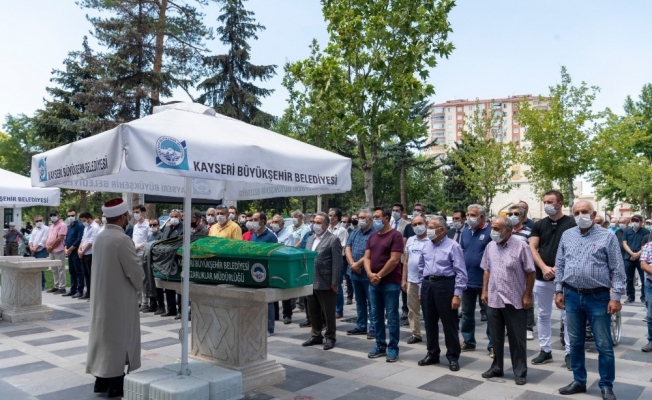 Ünlü turizmci Eğlencelioğlu son yolculuğuna uğurlandı