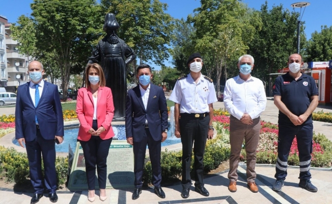 Vali Becel: &quot;Toplu taziye ve düğünlerden kaçınalım”