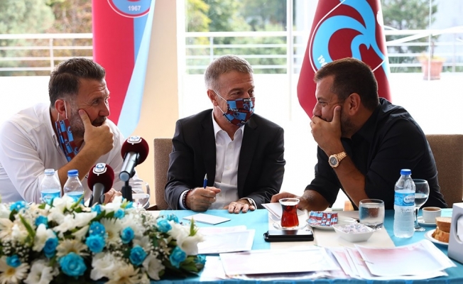 Ahmet Ağaoğlu: "Şampiyonluğun en iddialı adaylarından biriyiz"