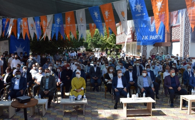 AK Parti Akçadağ ilçe kongresi yapıldı
