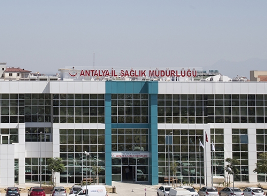 Antalya'da Sağlık Müdürlüğü'ne bağlı birimlerde izinler durduruldu