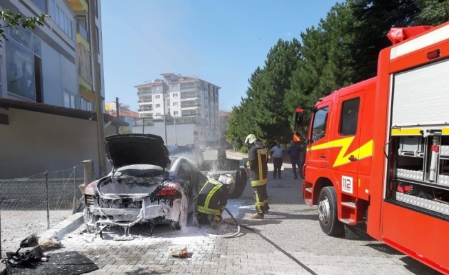 Araç yangınları arttı, uzmanlar düzenli bakım konusunda uyardı