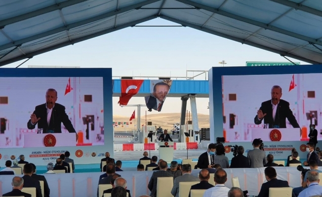 Başkan Büyükkılıç Ankara-Niğde otoyolu açılış törenine katıldı