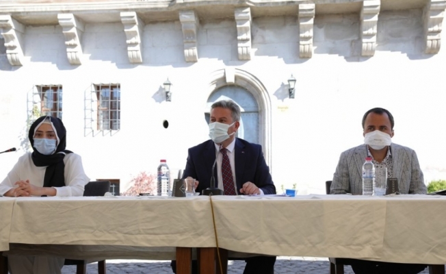 Başkan Dr. Palancıoğlu: "Kent estetiği, çevre ve güvenlik komisyonu önemli”