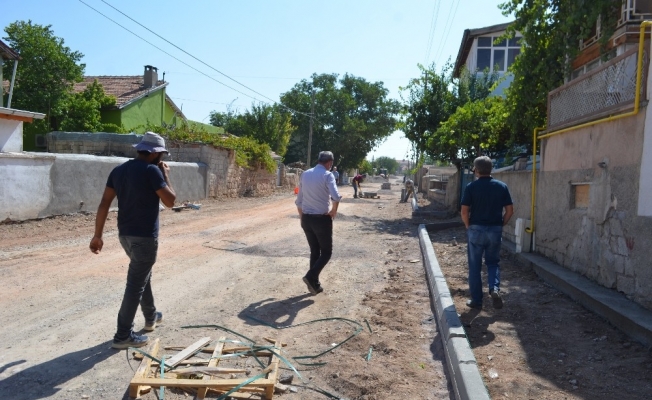 Bünyan’da kilitli parke yol yapım çalışmaları sürüyor