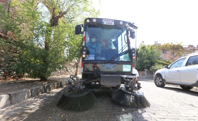 Efeler Belediyesi Kemer Mahallesi’nde temizlik çalışması yaptı