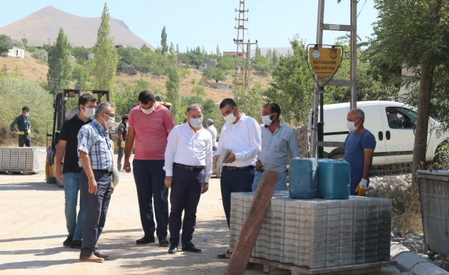 Hacılar’ın dört bir tarafında çalışmalar devam ediyor