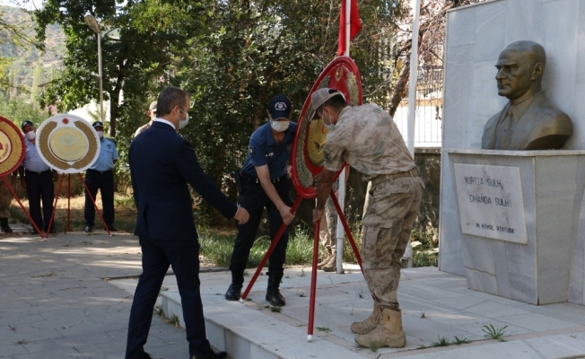 Hizan’da “19 Eylül Gaziler Günü” dolayısı ile tören düzenledi