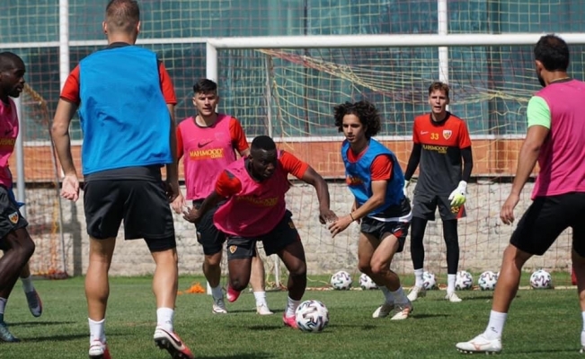 Kayserispor’da 13 yabancı var