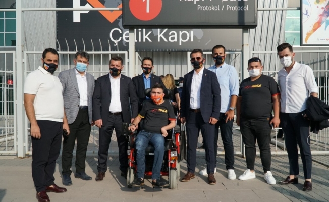 Kayserispor’dan Akülü Araba desteği