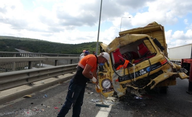 Kuzey Marmara Otoyolunda yolunda kaza: 1 yaralı