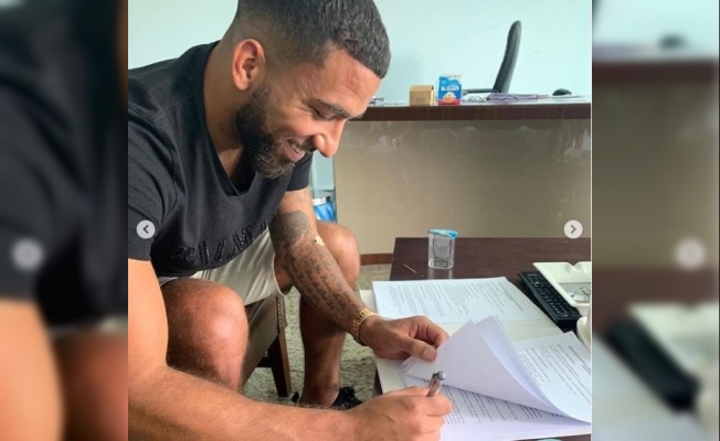 Lennon’un yıllık ücreti