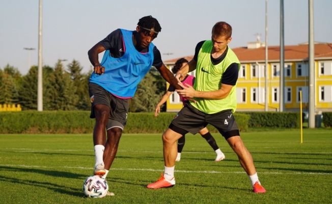 Manzala ve Dimitrios idmanda