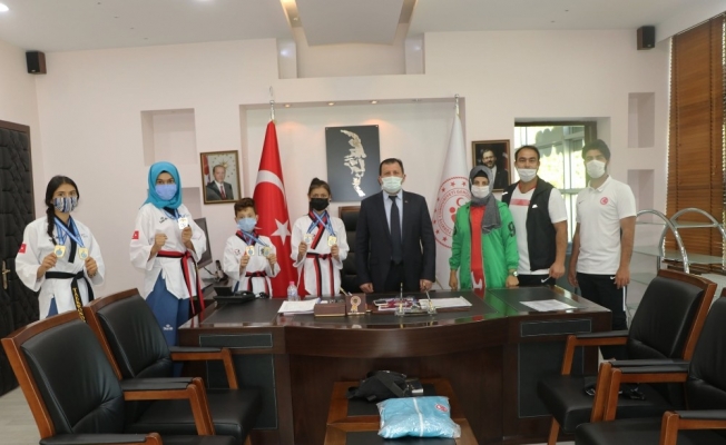 Şampiyon Taekwondocular Kabakçı’yı ziyaret etti