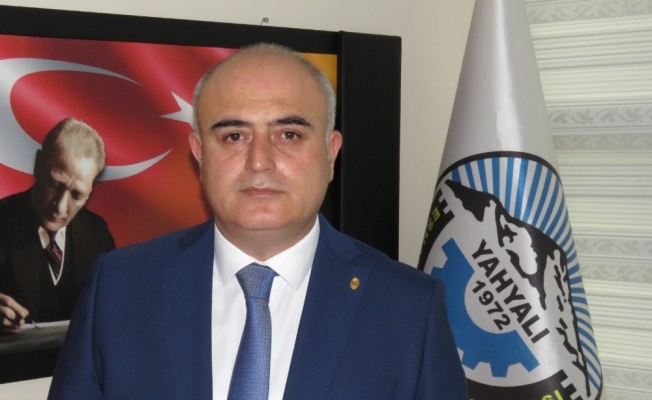 Yahyalı esnafı sınıfı geçti