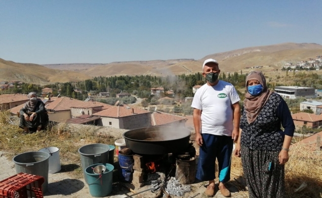 Yeşilhisar’da pekmez yapımı başladı