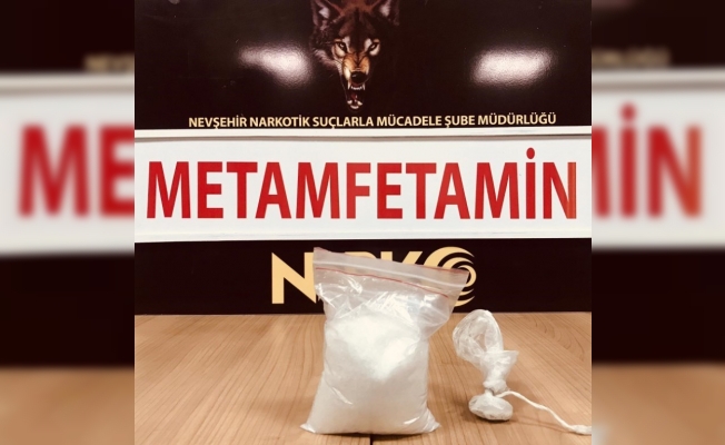 Zehir tacirleri, narkotik köpeğinden kaçamadı