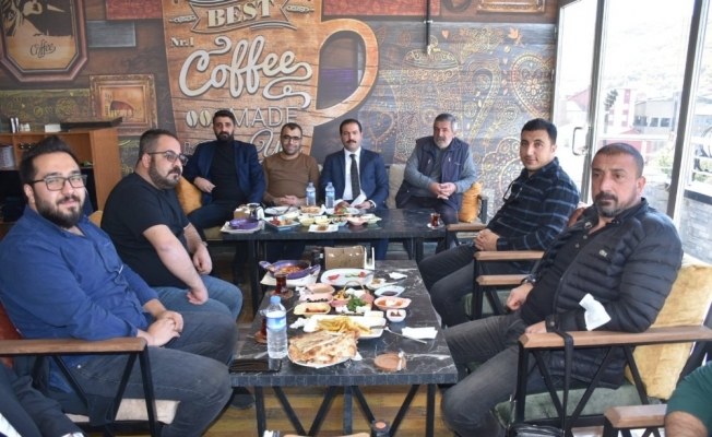 Başkan Geylani gazetecilerle bir araya geldi