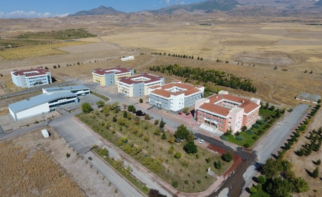 Başkan Mehmet Cabbar: “Seyrani kampüs alanı çevre düzenlemesi hayırlı olsun”