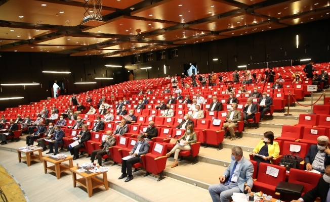 Büyükşehir Meclisi’nde Azerbaycan’a destek, orman yangınlarına kınama