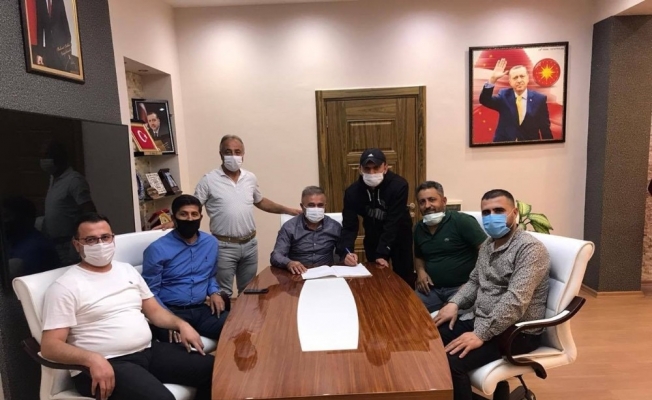 Develispor Ahmet İzgi ile sözleşme imzaladı