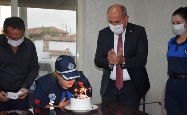 Down sendromlu Meryem’e sürpriz doğum günü