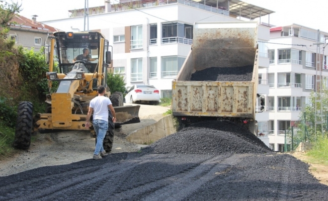 Giresun Belediyesi’in hedefi yıl sonuna kadar 25 bin ton asfalt sermek