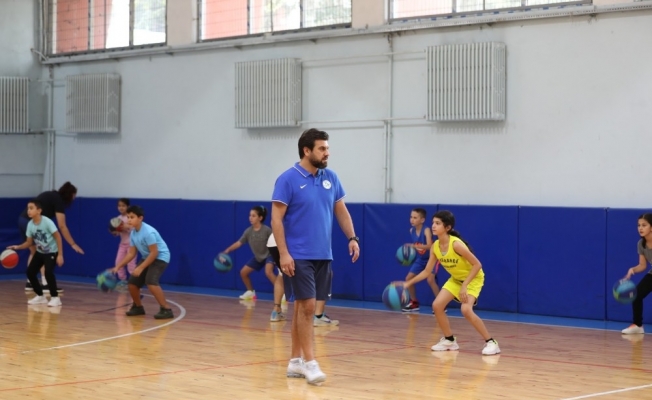 İzmit Belediyesi basketbol okullarına yoğun ilgi