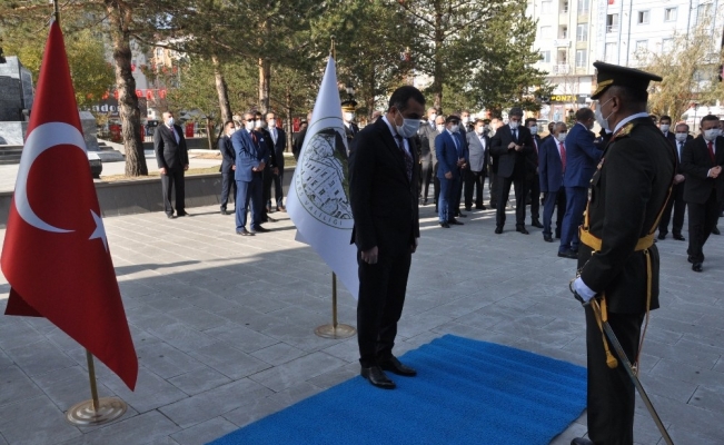 Kars’ta Cumhuriyet Bayramı törenle kutlandı