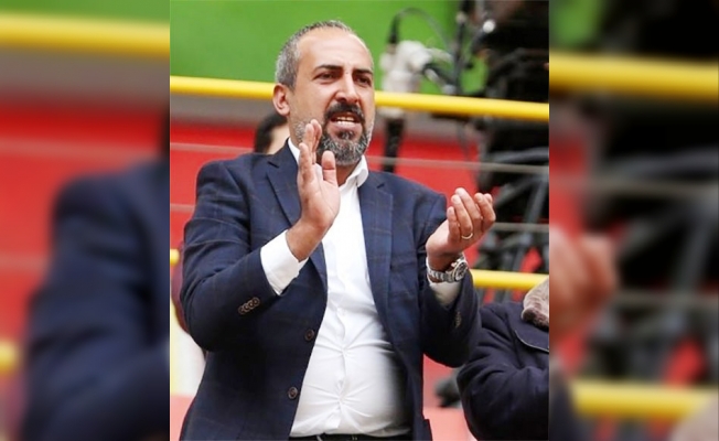 Kayserispor taraftarına jest