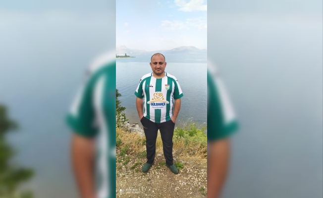Kırşehir Belediyespor Neşet Ertaş Taraftar Gurup Lideri Amigo Halil, "Kurallara uyarak sahalarda olmak istiyoruz"
