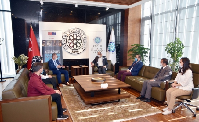 KTO’da Ulaşım A.Ş. çalışanlarına mesleki yeterlilik belgeleri Başkan Gülsoy tarafından verildi