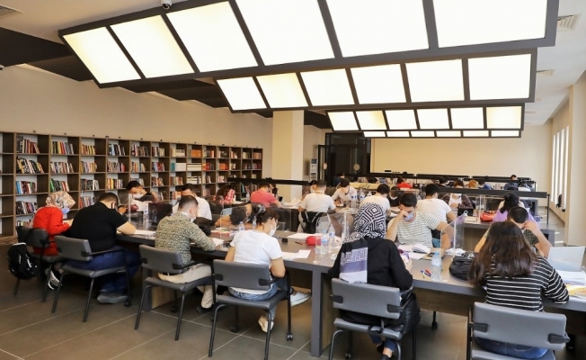Kütüphanelere öğrencilerden yoğun ilgi