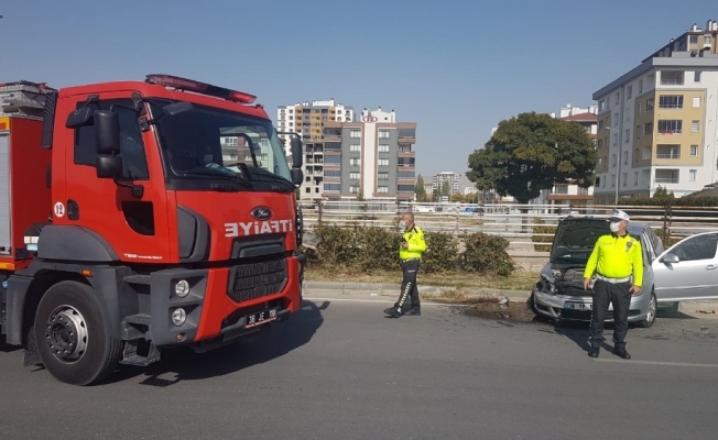 Otomobil yan yattı: 1 yaralı