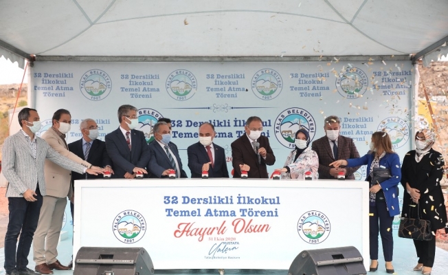 Talas’ta 32 derslikli ilkokulun temeli atıldı