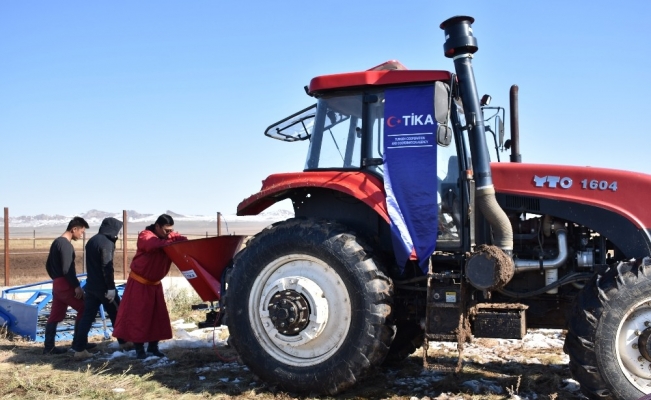 TİKA’dan Moğol çiftçilere destek