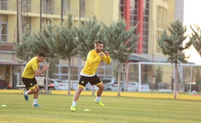 Yeni Malatyaspor’un 3 oyuncusu sakatlandı