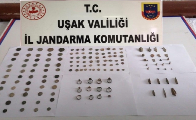 151 parça tarihi eser satılmadan ele geçirildi