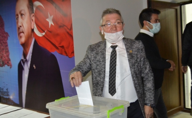 AK Parti Bilecik İl Başkan adayının belirlenmesi için temayül yoklaması başladı
