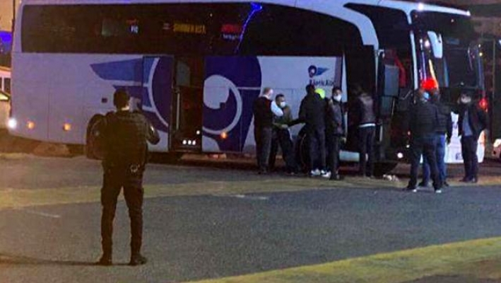 Alanya’ya gitmek için bindiği otobüste canlı bomba olduğunu söyleyen şahıs paniğe neden oldu