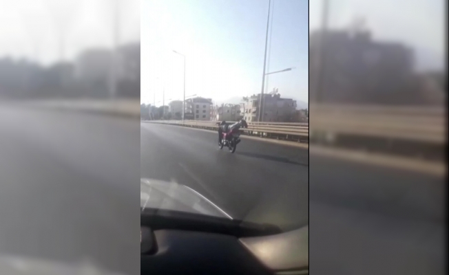 Antalya’da motosiklet sürücülerinin pes dedirten yolculukları