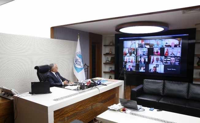 Başkan Büyükkılıç İl Hıfzıssıhha Kurulu toplantısına katıldı