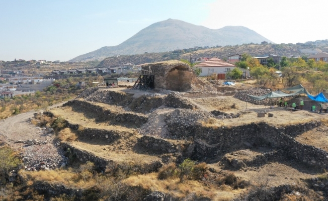 Büyükşehir, Selçuklu mirası Kızıl Köşk’ü restorasyona hazır hale getirdi