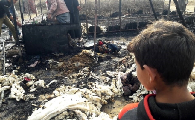 Halep’te bir mülteci kampında yangın: 1 ölü