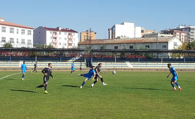 Karaköprü Belediyespor maçtan galip ayrıldı