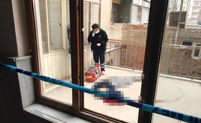 Konya’da apartman boşluğunda şüpheli ölüm