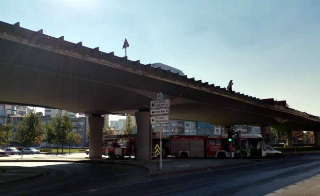 Köprüde çalışan işçileri atlayacak sandılar ’intihar girişimi’ ihbarında bulundular