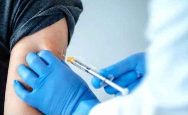Kovid-19 aşısı gönüllü vatandaşlar üzerinde denenmeye başlıyor