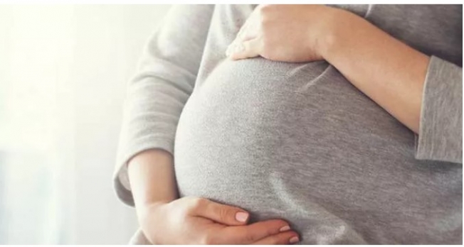 Kovid-19 gebe hastalarda düşük riskini arttırıyor