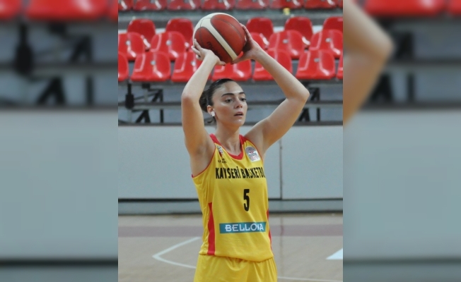 Melis Gülcan maçın yıldızı oldu